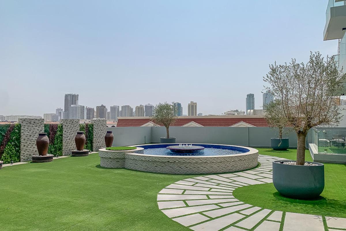 Frank Porter - Bluebell Residence Jvc Dubai Exterior foto